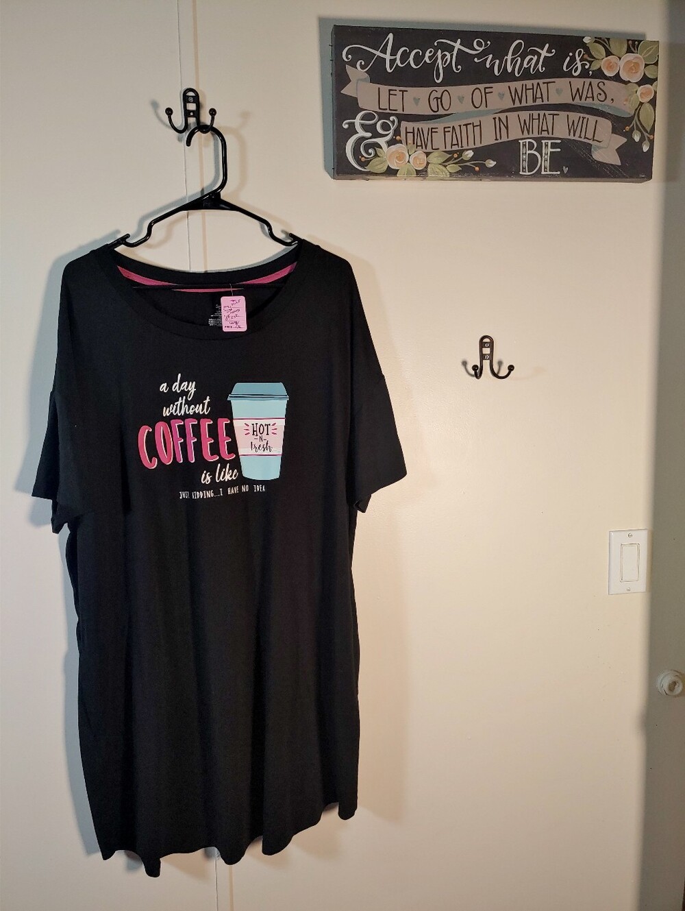 NWOT Secret Treasures Adorable Lg\XL Short Sleeve Coffee Night Shirt